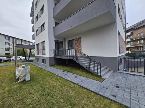 Spatiu comercial premium, fara comision zona Eroilor,  Florești