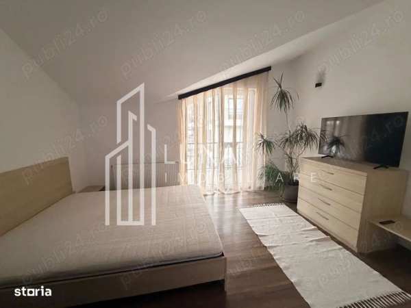 Casă înșiruită de închiriat | Tractorul | Grădină & Parcare privată