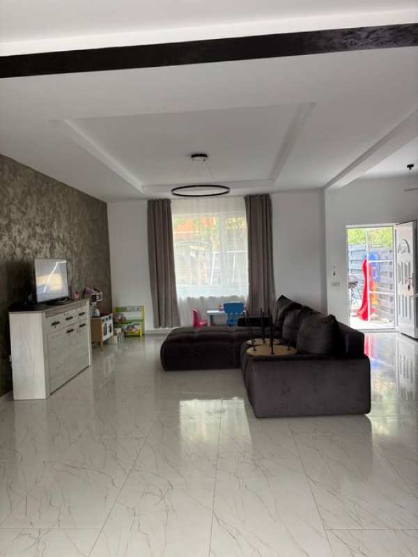 Vila individuala P+1 4 camere Mamaia Nord , Hanul cu Peste