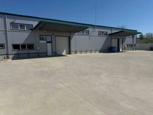 Inchiriez hala/depozit Craiova 600mp zona Ford
