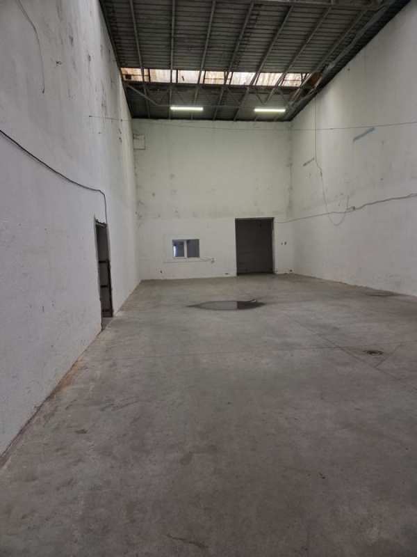 Hala,Productie, Depozitare