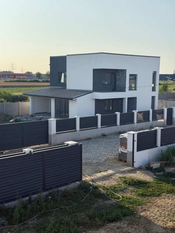 Casa P+1 in com. Slătioara, str. Viorelelor