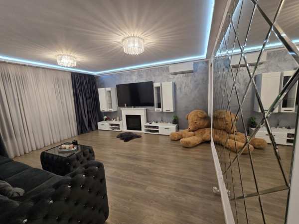 Apartament  de închiriat lux București