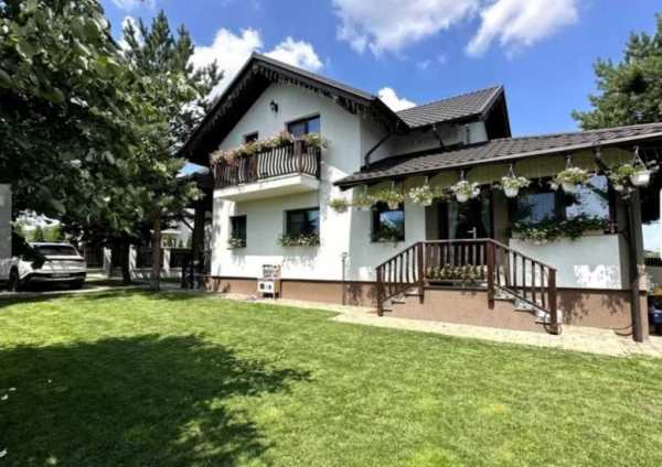 Proprietar vând casă complet mobilata 170 mp