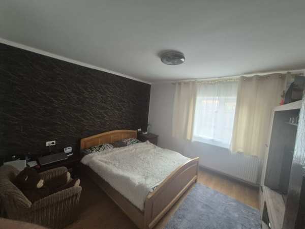 Vând Casa Craiova Brestei sau Schimb cu Apartament