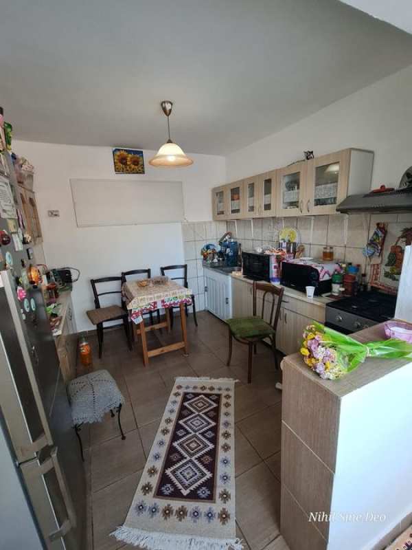 Casă zona centrală