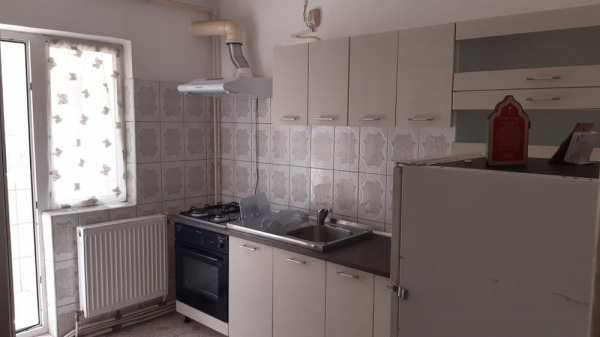 Apartament 2 camere chirie