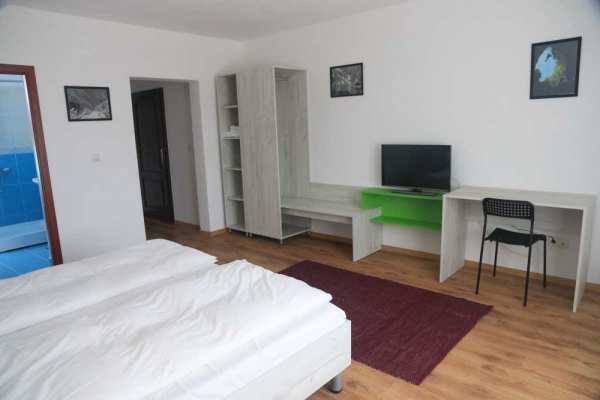 Inchiriere camere la casa