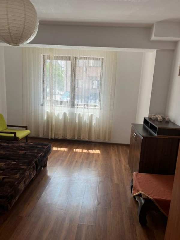 Inchiriez apartament 1 camera Valea Adanca