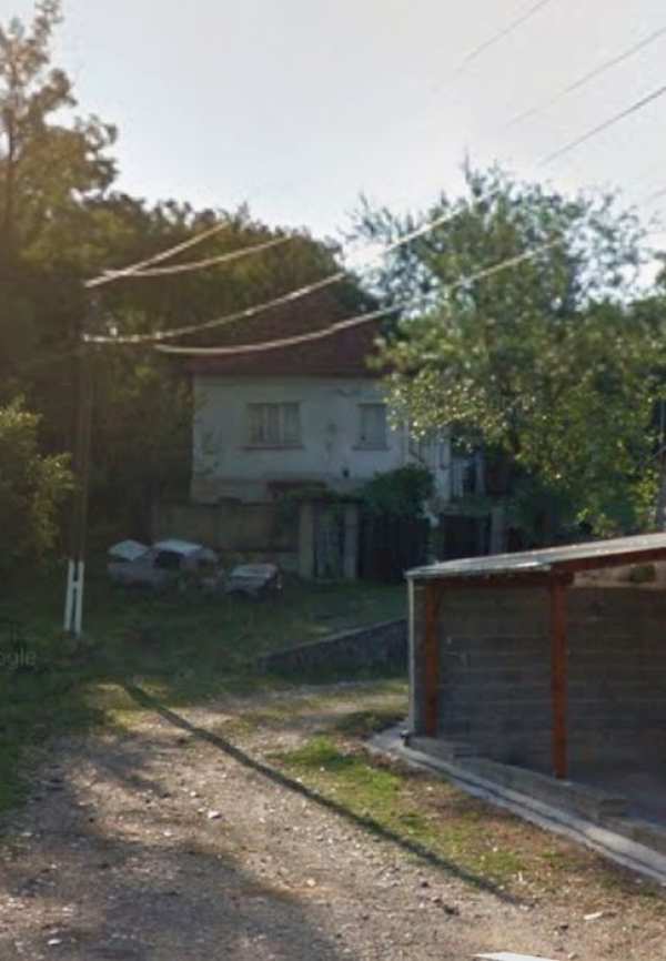 Casa cu teren si livada pomi fructiferi