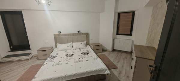 Inchiriez apartament 2 camere