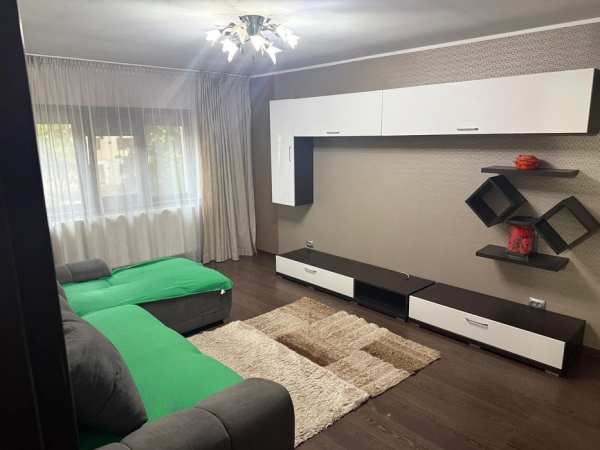 Închiriez ap 3 camere 72 mp in regim hotelier minim o săptămâna