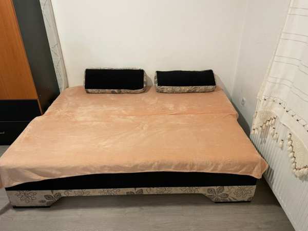 Garsoniera regim hotelier Titan 5 mn metrou 200 lei/zi