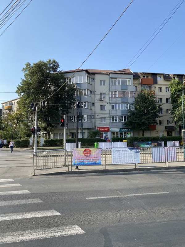 Proprietar vand Apartament cu 4 camere Spitalul judetean 110m renovat