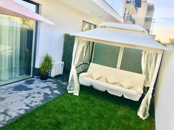 Inchiriez apartament 2 camere mamaia nord (Voll)