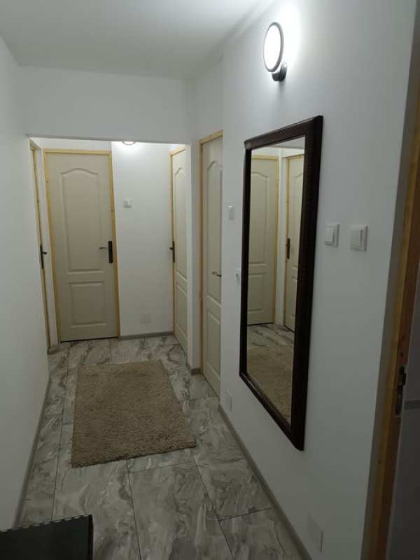 Închiriez apartament 2 camere