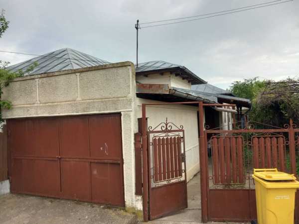 CASA DE VANZARE -Negoiesti - Poti face rai... din acest loc   !