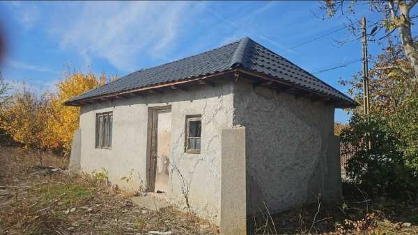 Casă cu Teren 1523 mp – Moșteni (Furculești), 20 km de Alexandria