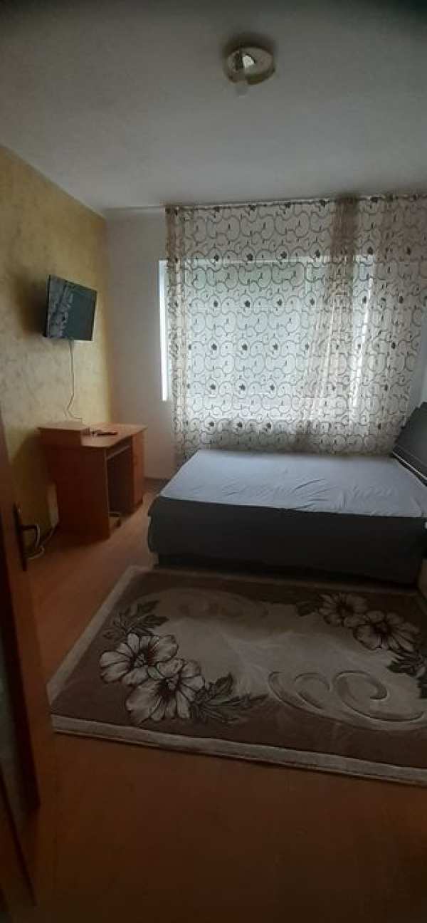 Garsoniera de închiriat