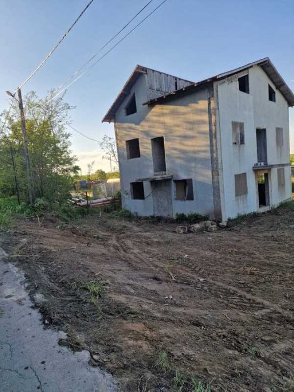 Casa de Vanzare Pielesti