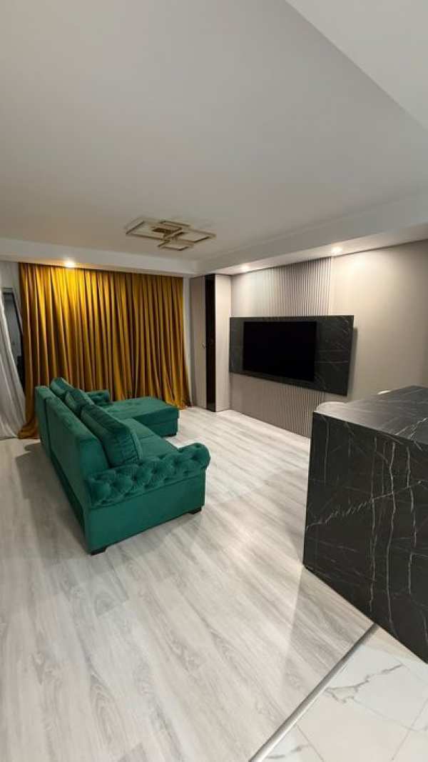 Vila tip NC in Cosmopolis