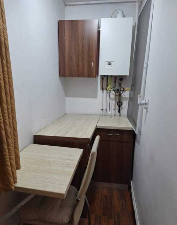 Inchiriez garsoniera