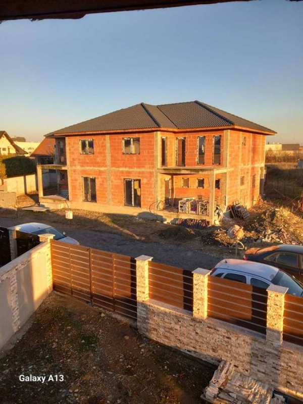 Casa de vanzare Targu Jiu