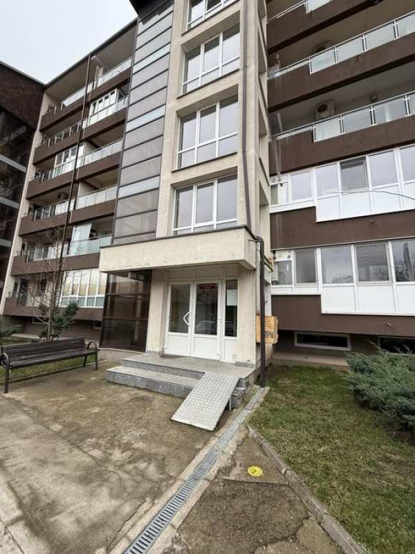 Apartament 3 camere, parter – Zona Universității Suceava