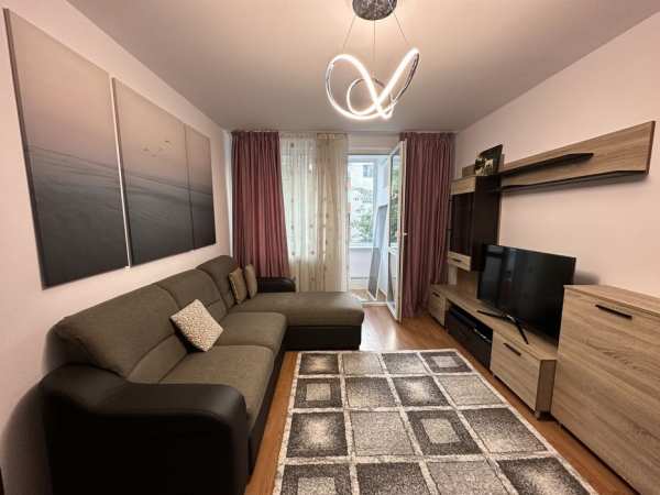 Proprietar : Inchiriez apartament 3 camere (modern, utilat si mobilat)