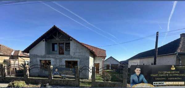 De vânzare – Casă în curs de renovare – Strada Viilor