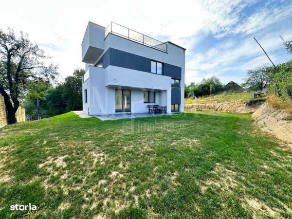 Casa 4 camere de vanzare in Feleacu