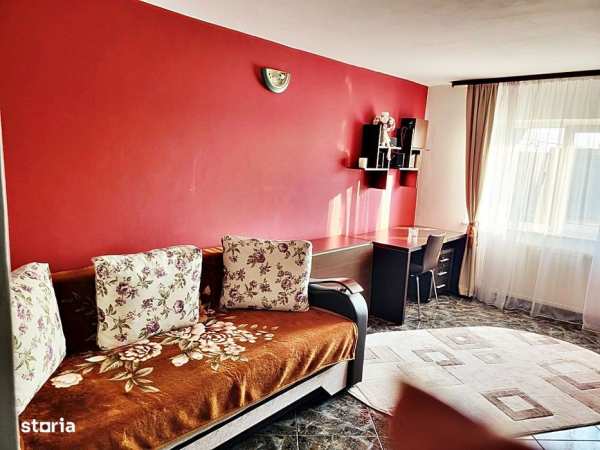 Codlea, apartament 2 camere decomandat, etaj 1, mobilat, 73000 euro