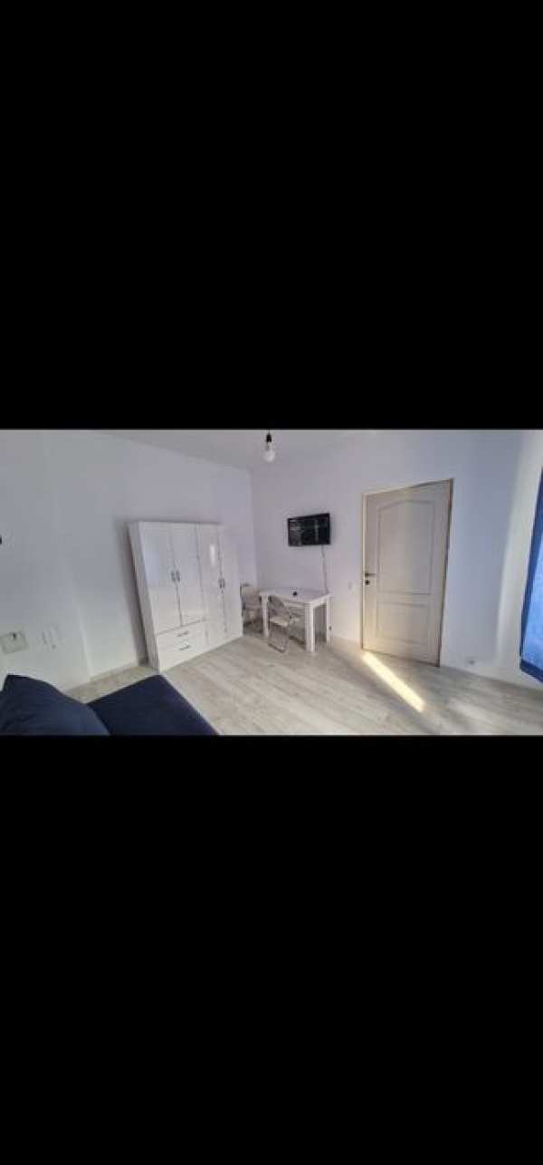 Inchiriez garsoniera în zona centrala