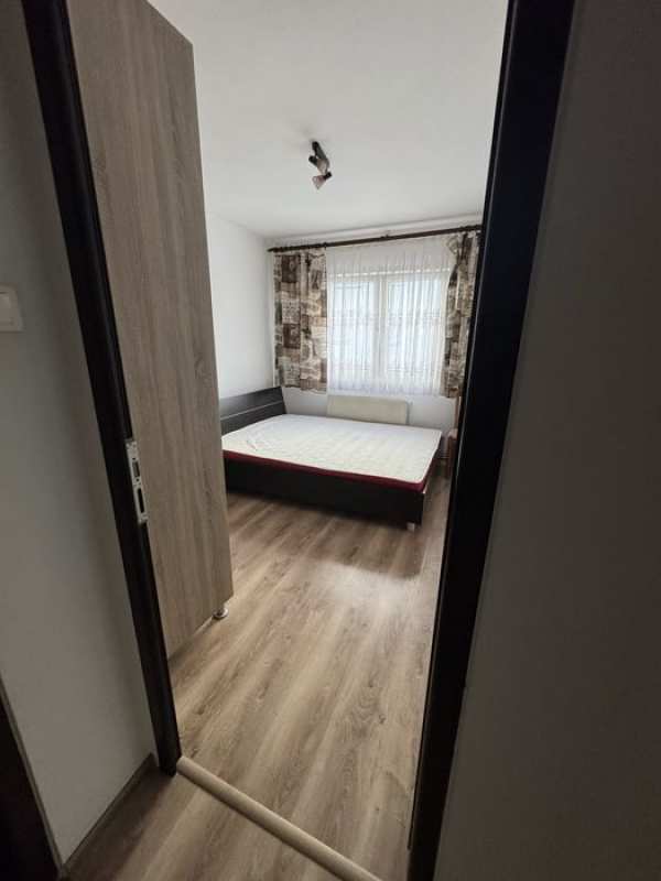 Apartament cu 2 camere de inchiriat complet mobilat si utilat