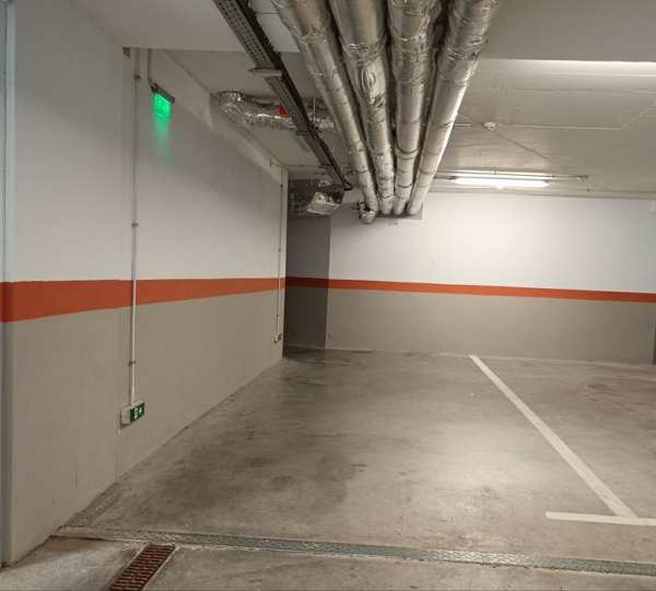 Loc parcare subteran