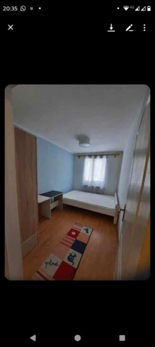 Pf închiriez apartament cu 3 camere Tătărași etaj 1