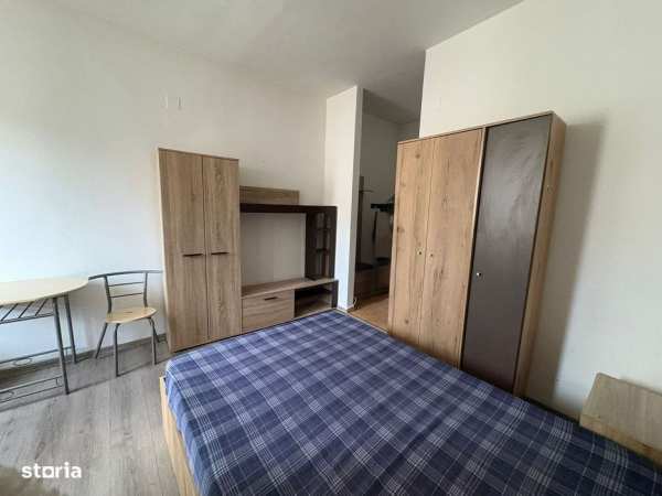 Garsoniera decomandata, zona Cet