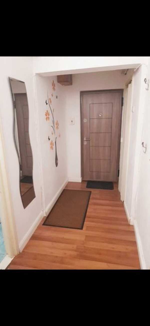 Chirie  apartament 3 camere