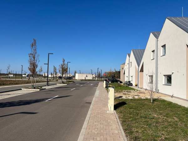 Inchiriere casa ansamblul Liziera de lac