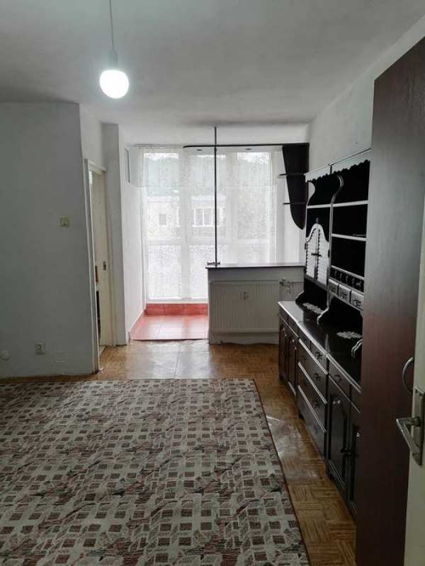 Dau in chirie garsoniera in Grigorescu Cluj Napoca et 4/4 str Profesor Tudor Ciortea nr7.