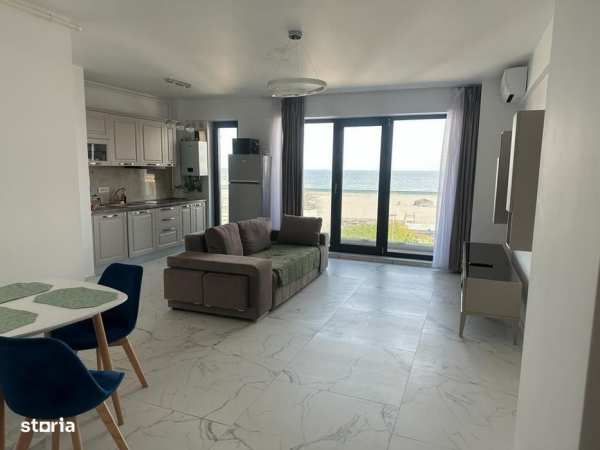 De închiriat 3 camere, vedere la mare Mamaia zona Barrels 800eur