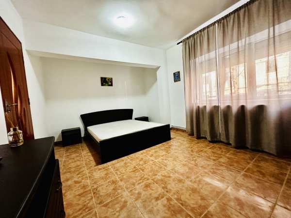 Inchiriez apartament 1 camera