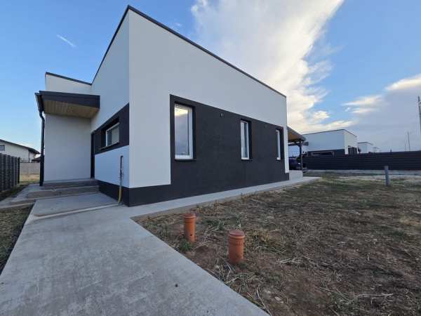 Vand casa noua, 3 camere, 123mp utili, 400mp teren, langa Bucuresti