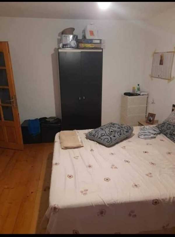 Vând apartament cu 3 camere