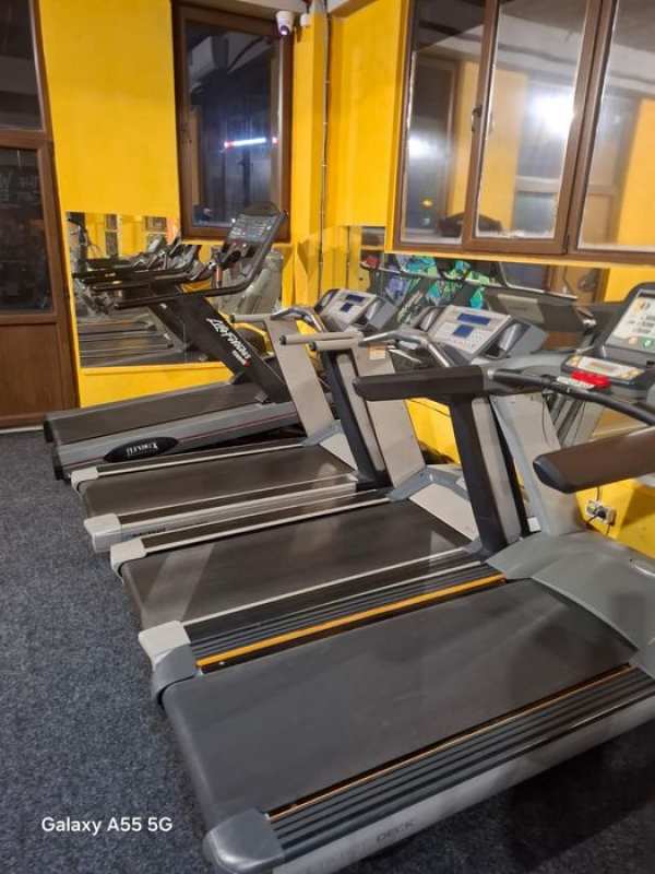 Vand afacere la cheie