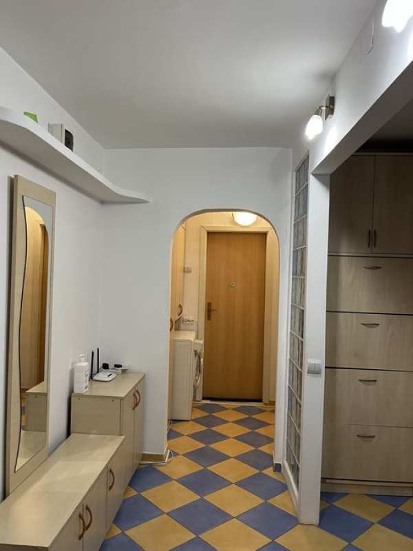 Proprietar inchiriez apartament 2 camere
