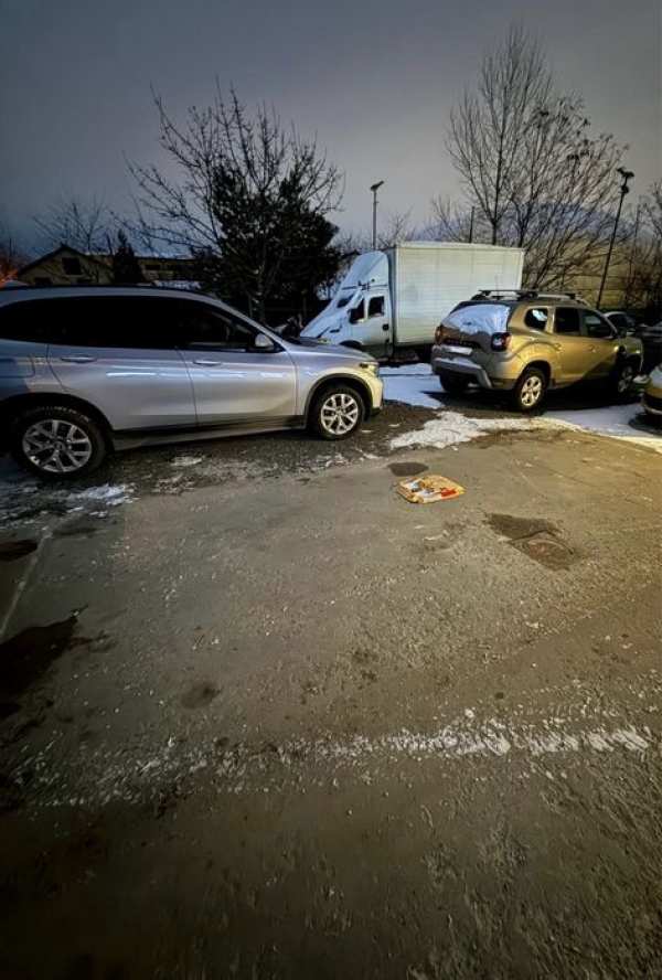 Inchiriez loc de parcare - Drumul Belșugului