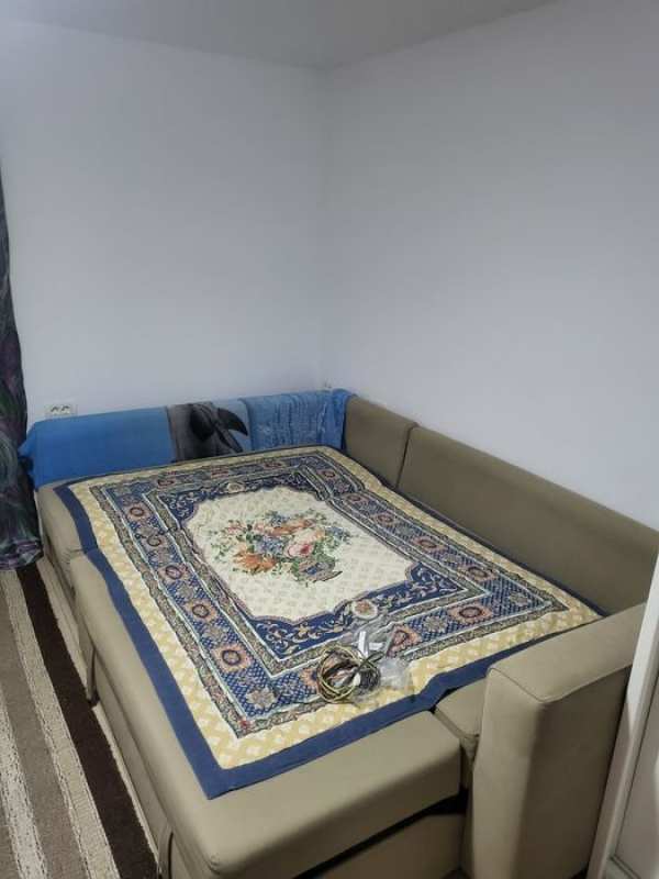 Inchiriez garsoniera