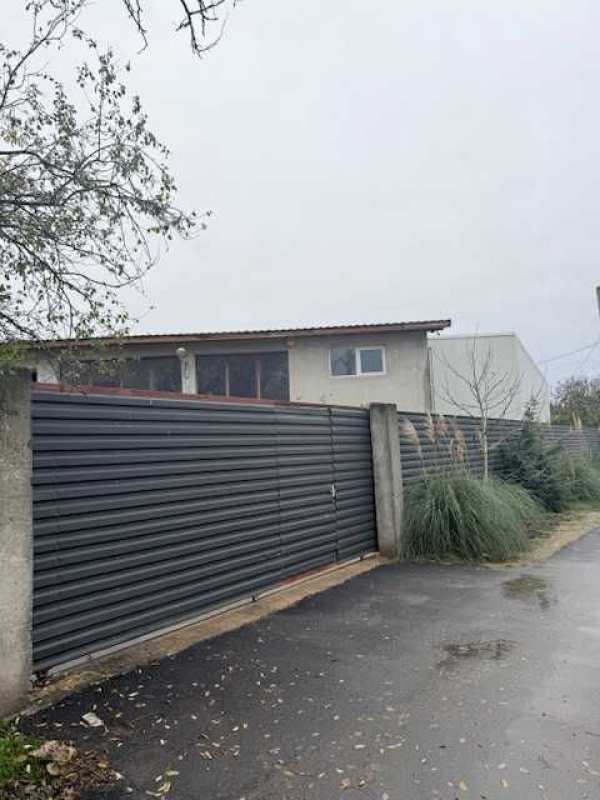 Hala 200 MP + Platforma betonata 1.500 MP