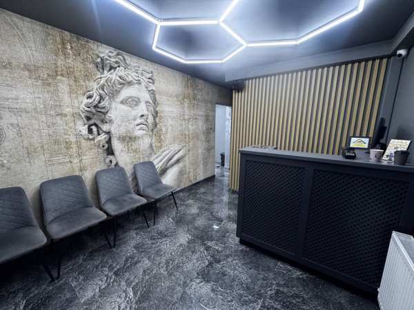 Salon Barber Shop la cheie